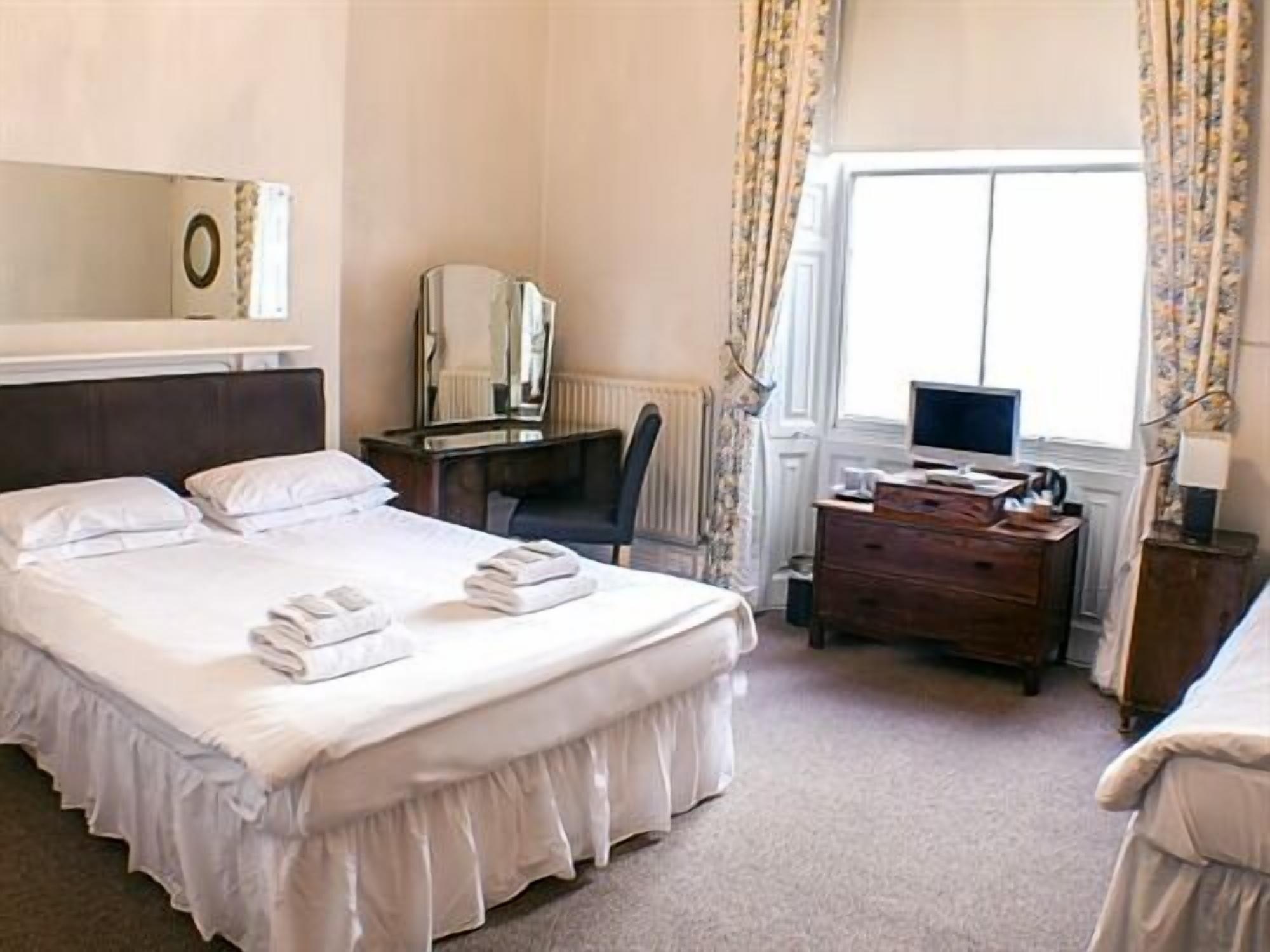 The Queensbury Hotel Hove Esterno foto